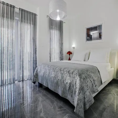 Villa In Near Blue & Red Lakes Imotski